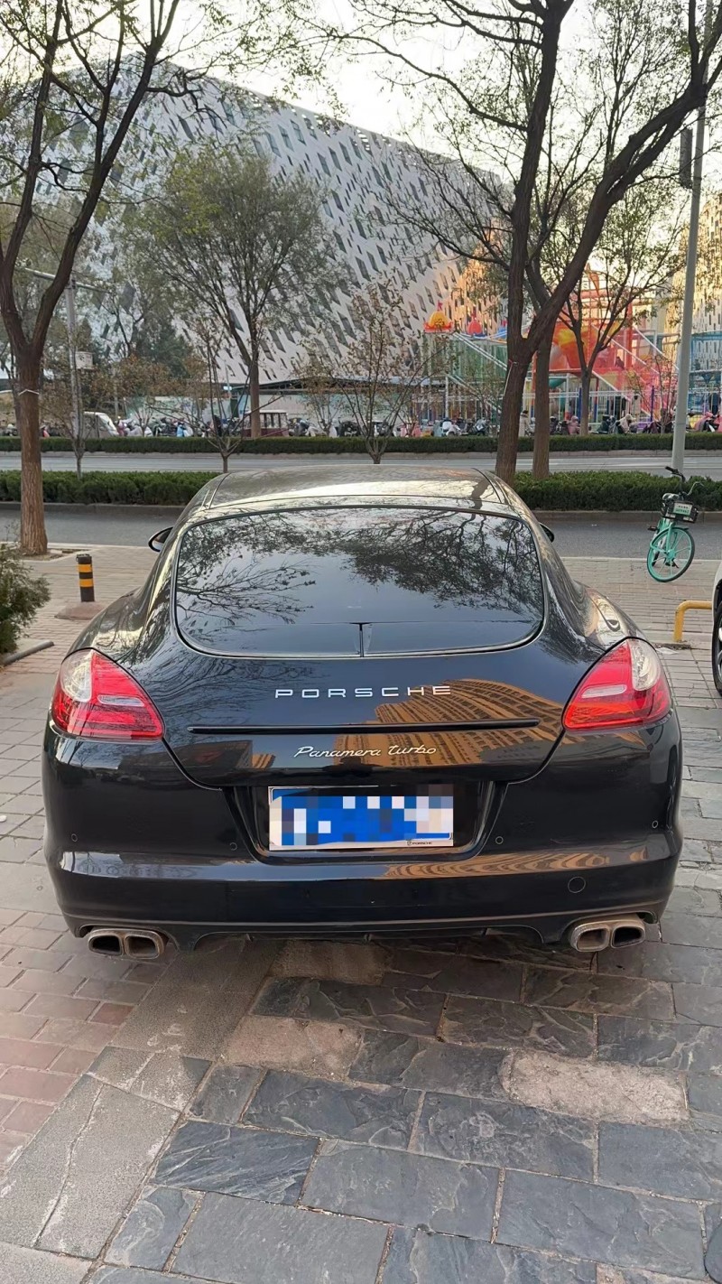 济南11年保时捷帕拉梅拉7