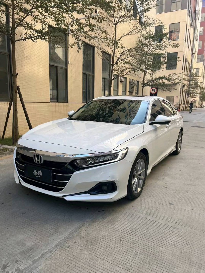 佛山21年本田雅阁3