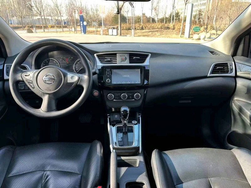 邯郸16年日产轩逸3