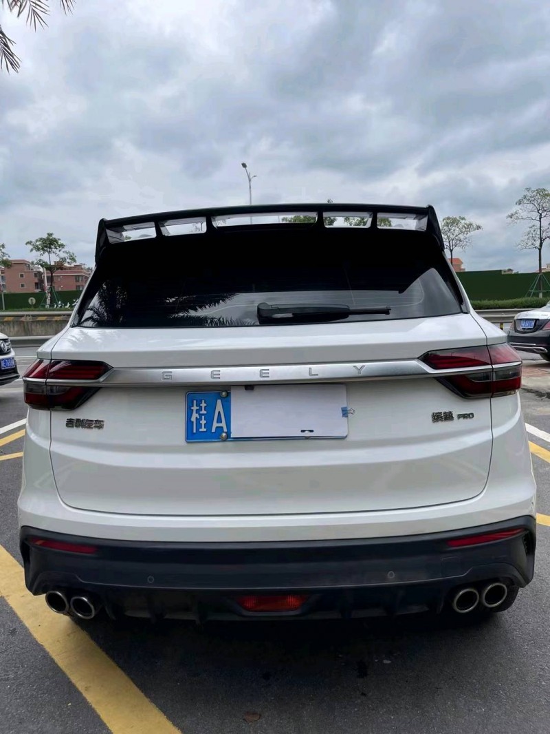 佛山20年吉利缤越9