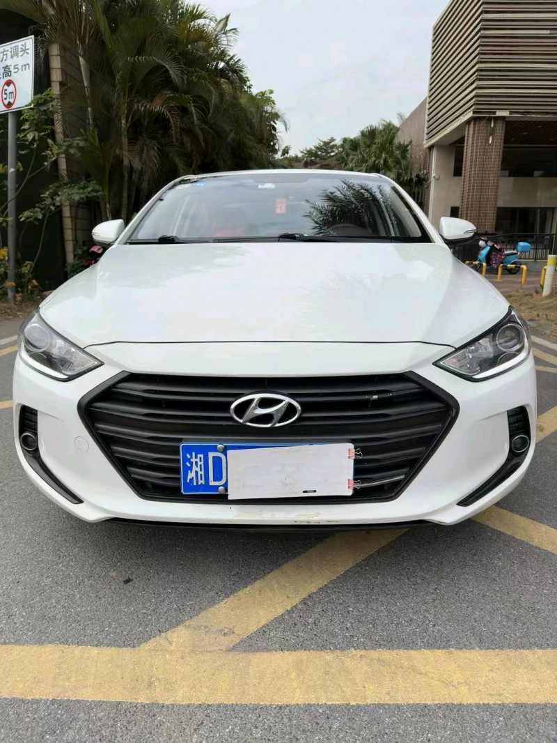 佛山18年现代领动1