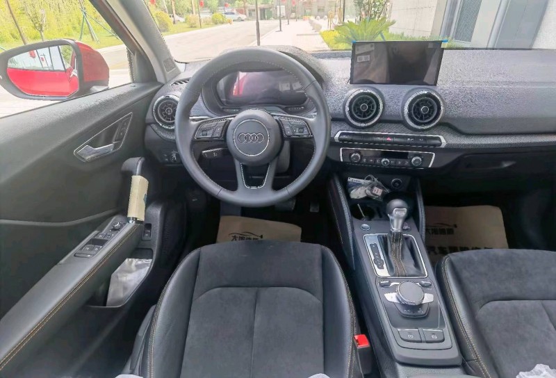 邯郸23年奥迪Q28