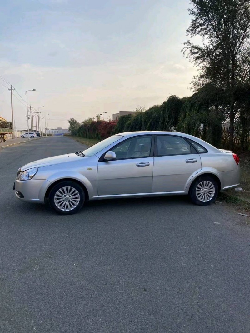 沈阳15年别克凯越3