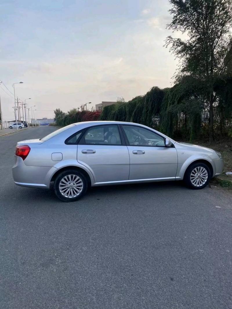 沈阳15年别克凯越4