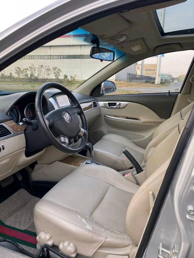 沈阳15年别克凯越9