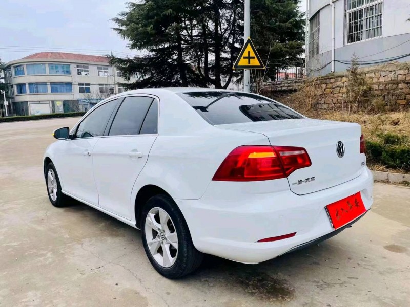 枣庄14年大众宝来9