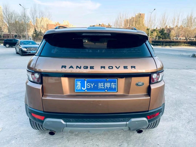 沈阳14年路虎极光9