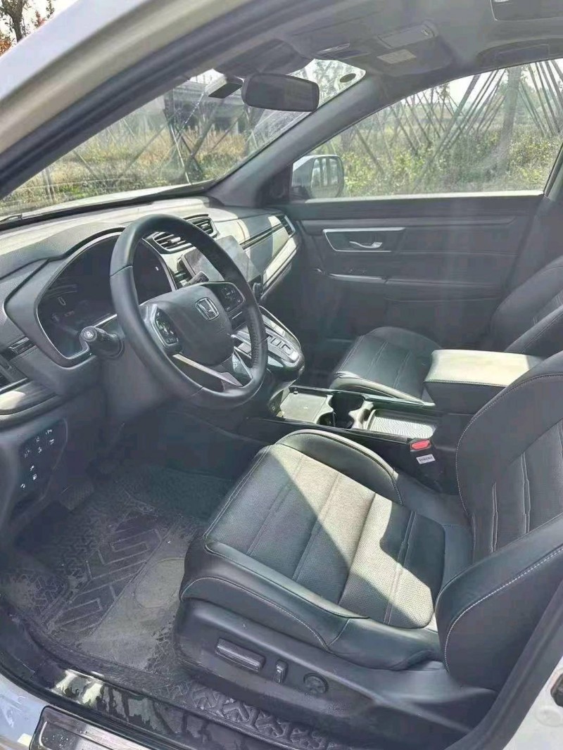 枣庄22年本田CRV9