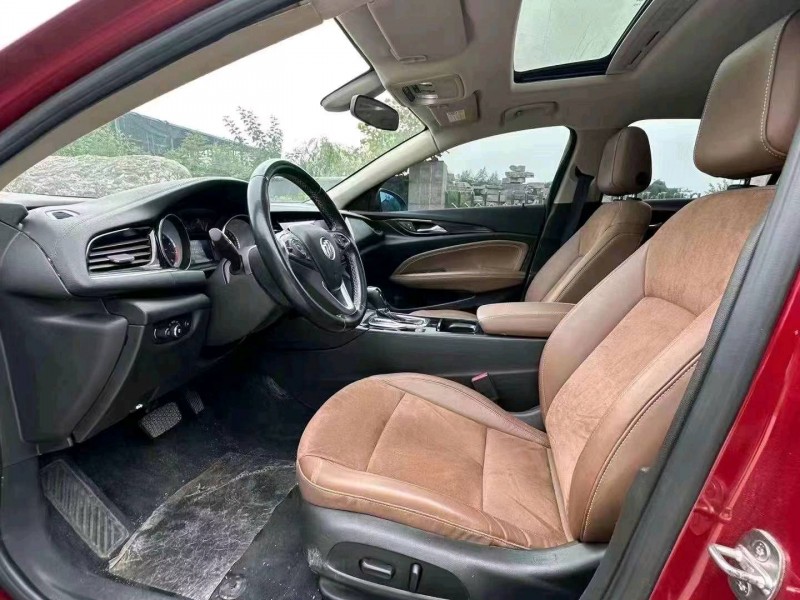 枣庄18年别克君威5