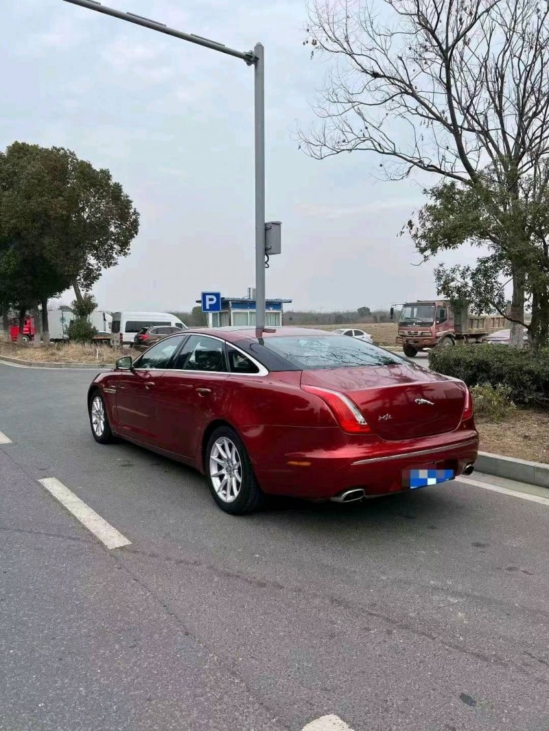 徐州12年捷豹XJL8