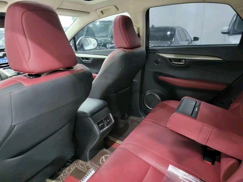 枣庄20年雷克萨斯NX9