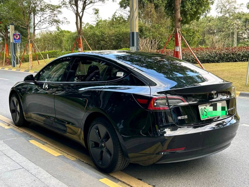 珠海21年特斯拉MODEL 37