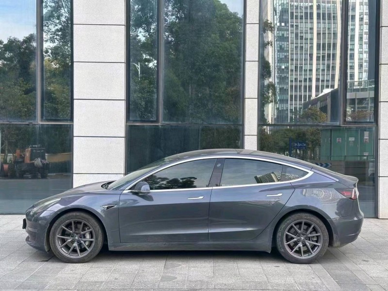 深圳20年特斯拉MODEL 38