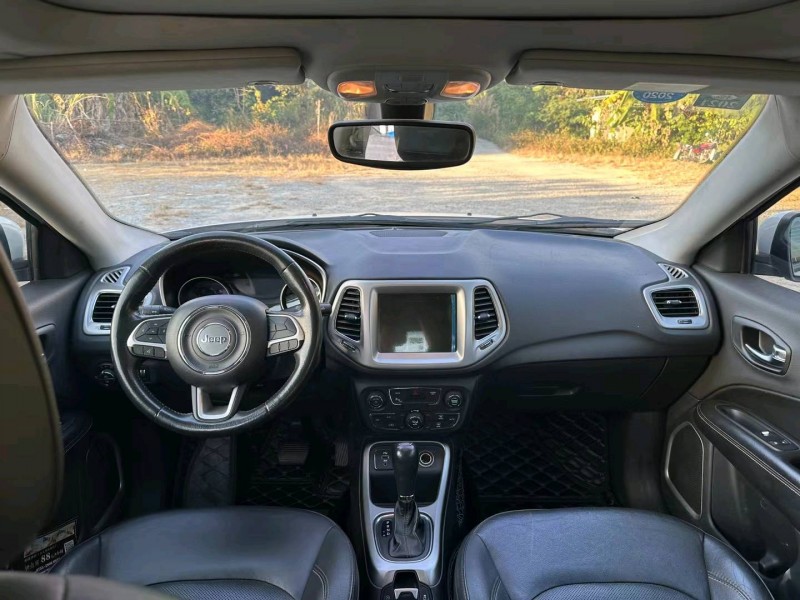 深圳17年Jeep指南者4