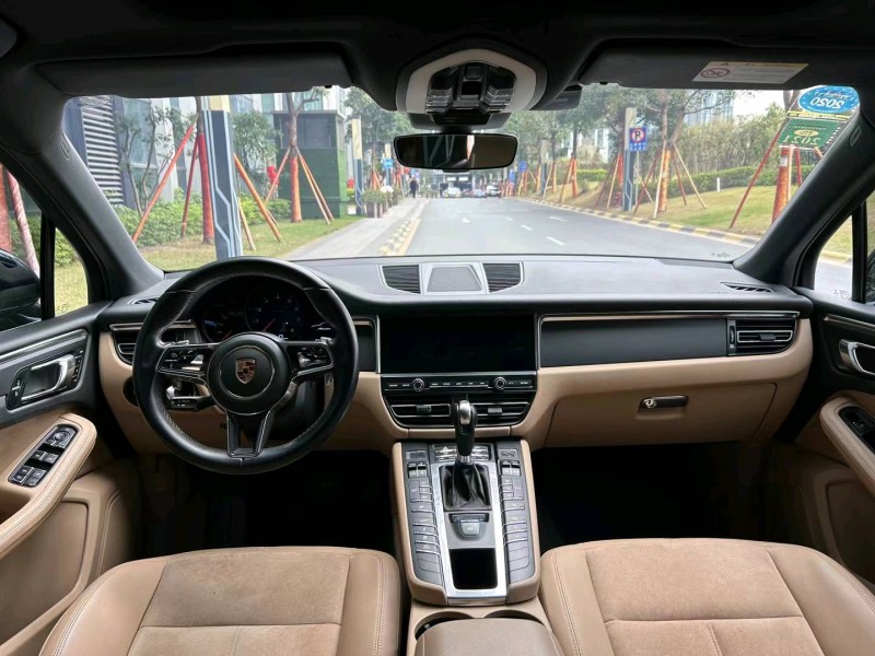 深圳19年保时捷Macan7