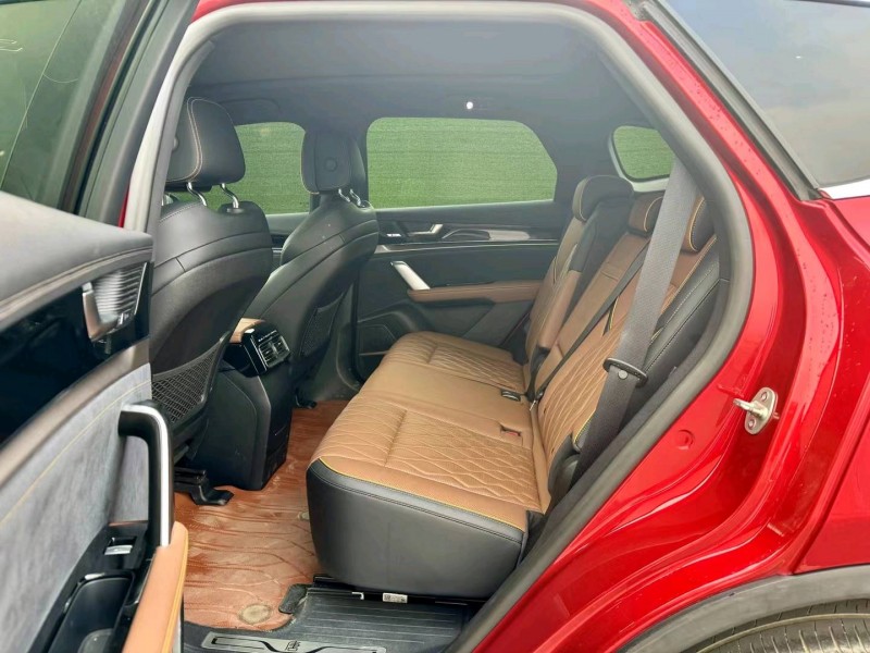 广州22年比亚迪唐8