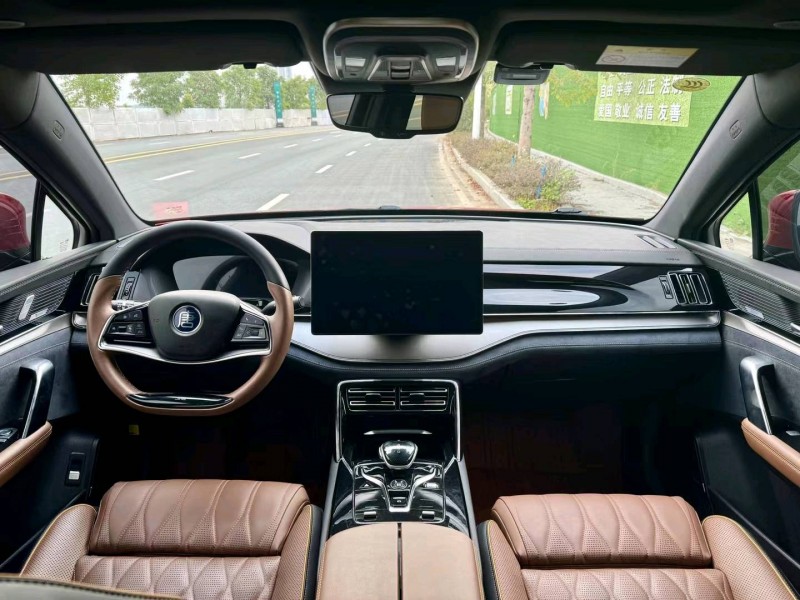 广州22年比亚迪唐9