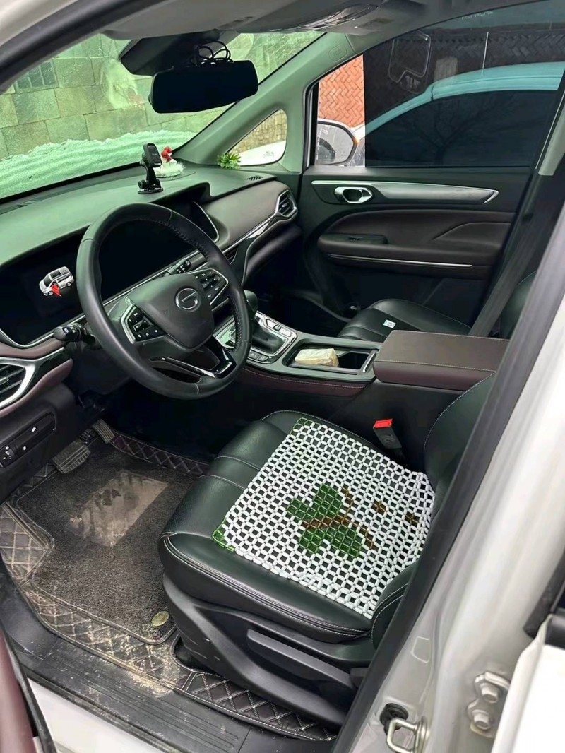 济南21年传祺M66