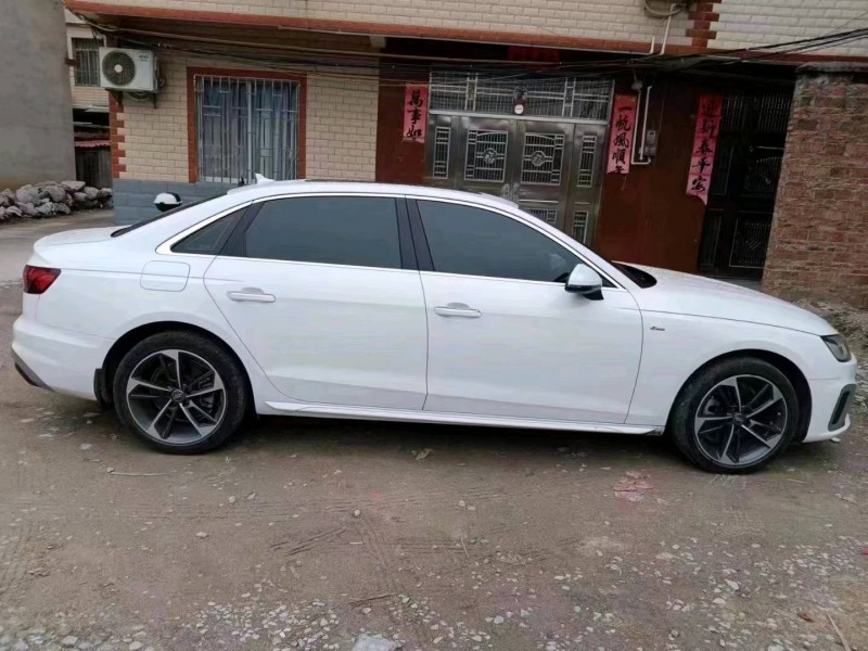 南宁22年奥迪A4L2