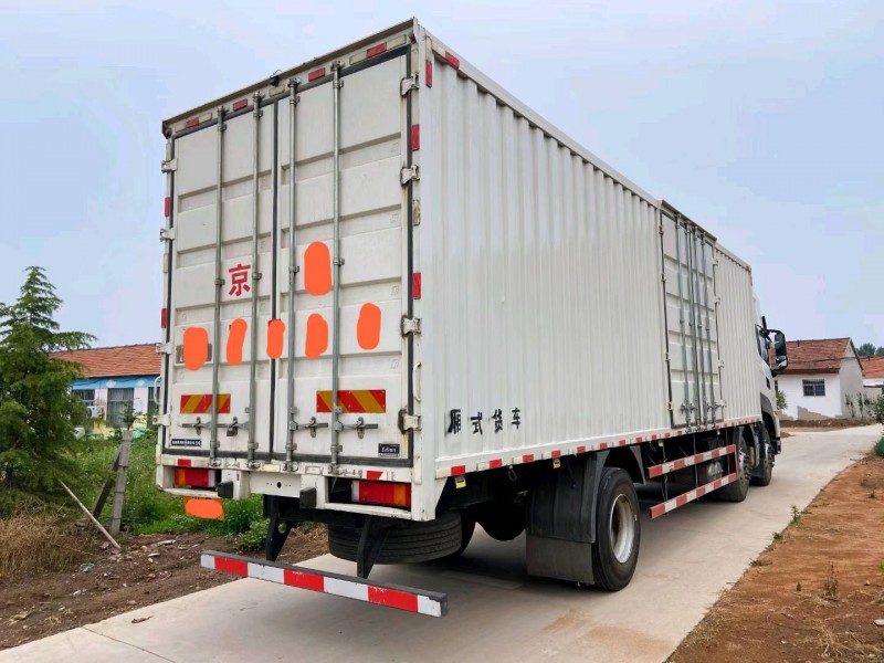 潍坊20年东风天龙7