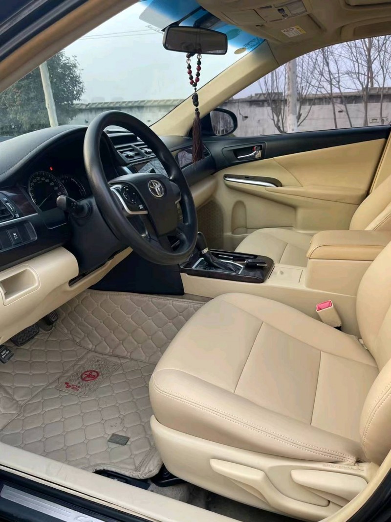 徐州17年丰田凯美瑞4