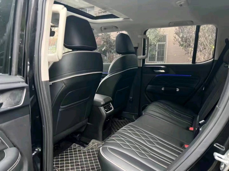 襄阳23年长城汽车坦克3006