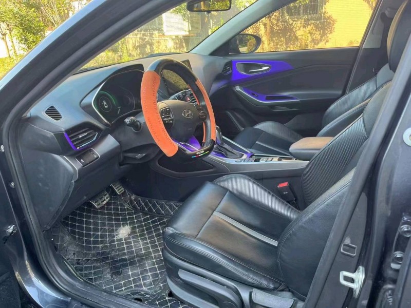 襄阳20年现代菲斯塔4