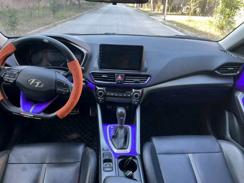 襄阳20年现代菲斯塔5