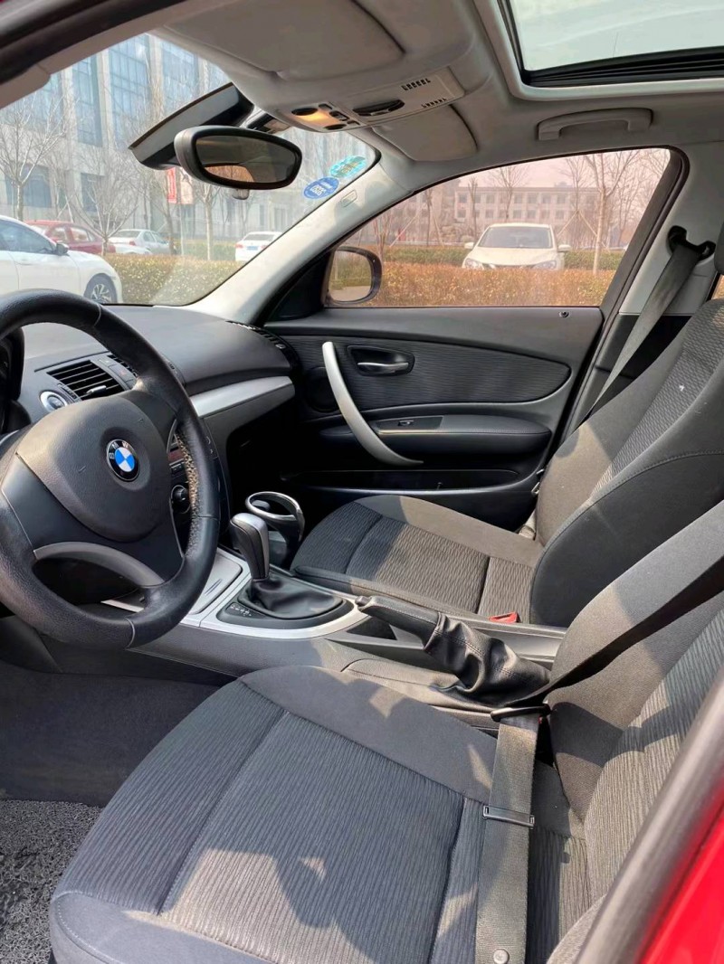 潍坊11年宝马1系4