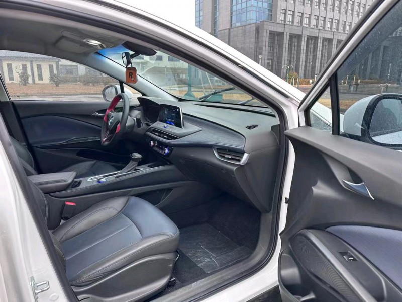 盐城22年别克微蓝5