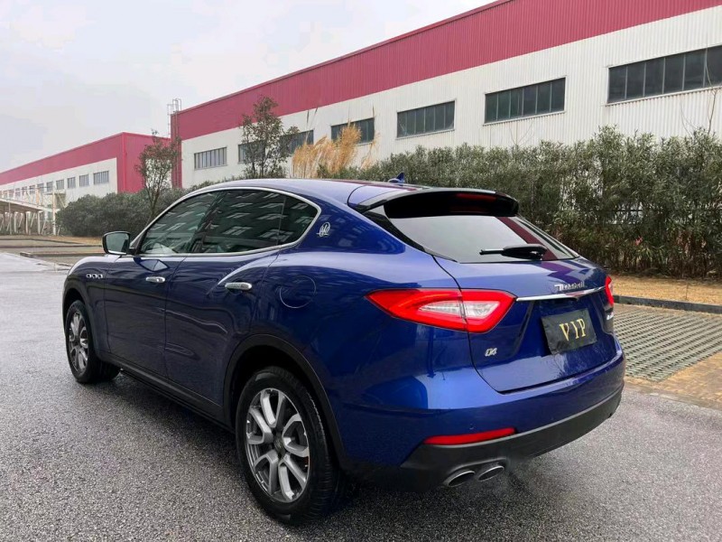 盐城18年玛莎拉蒂Levante8