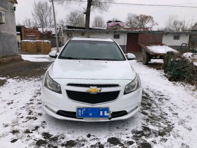 青岛15年雪佛兰科鲁兹1