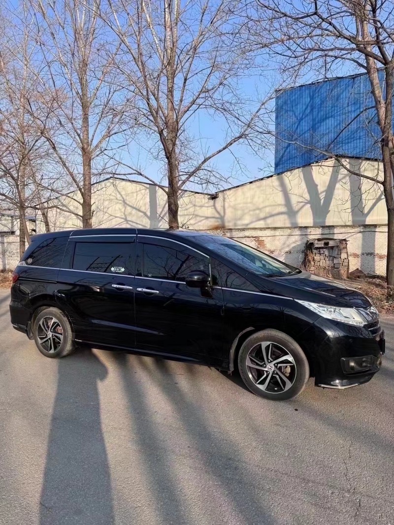 菏泽17年本田奥德赛2