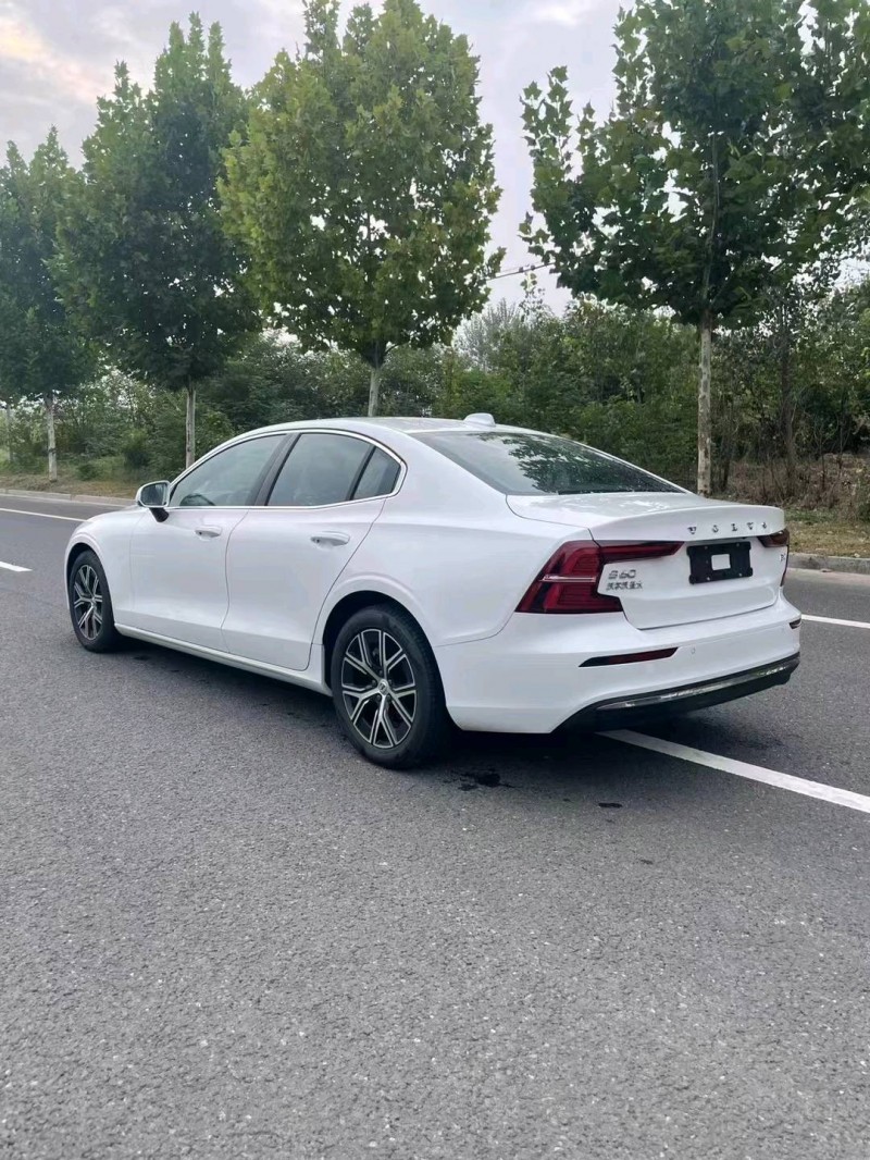 徐州23年沃尔沃S60L8