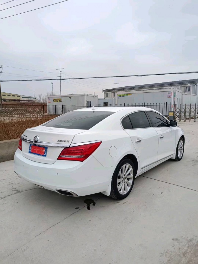 青岛14年别克君越7