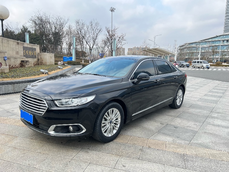 盐城19年福特金牛座2