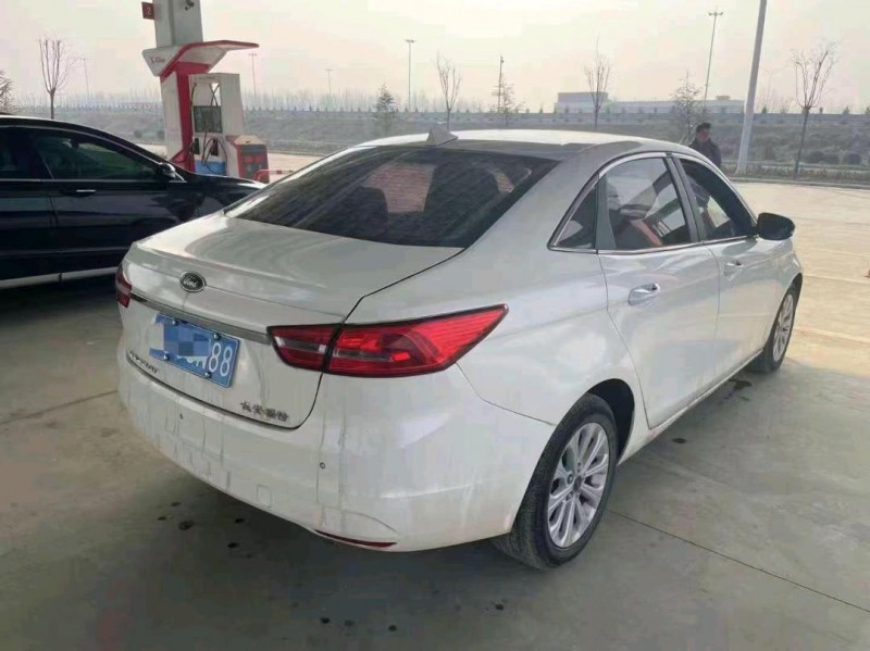 嘉兴17年福特福睿斯4