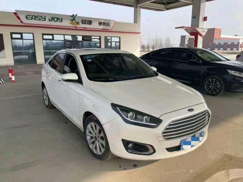 嘉兴17年福特福睿斯7