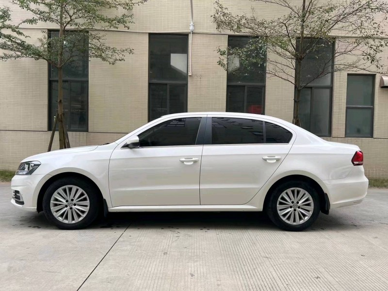 佛山21年大众朗逸4