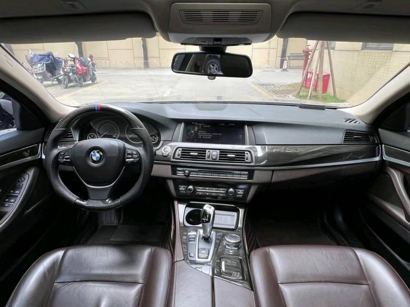 佛山15年宝马5系8