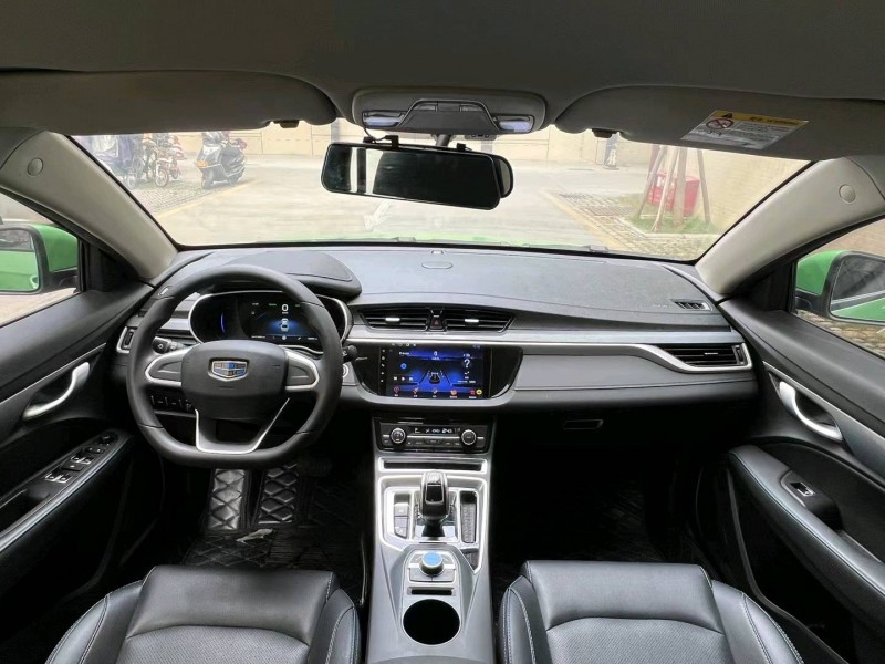 佛山21年吉利帝豪8