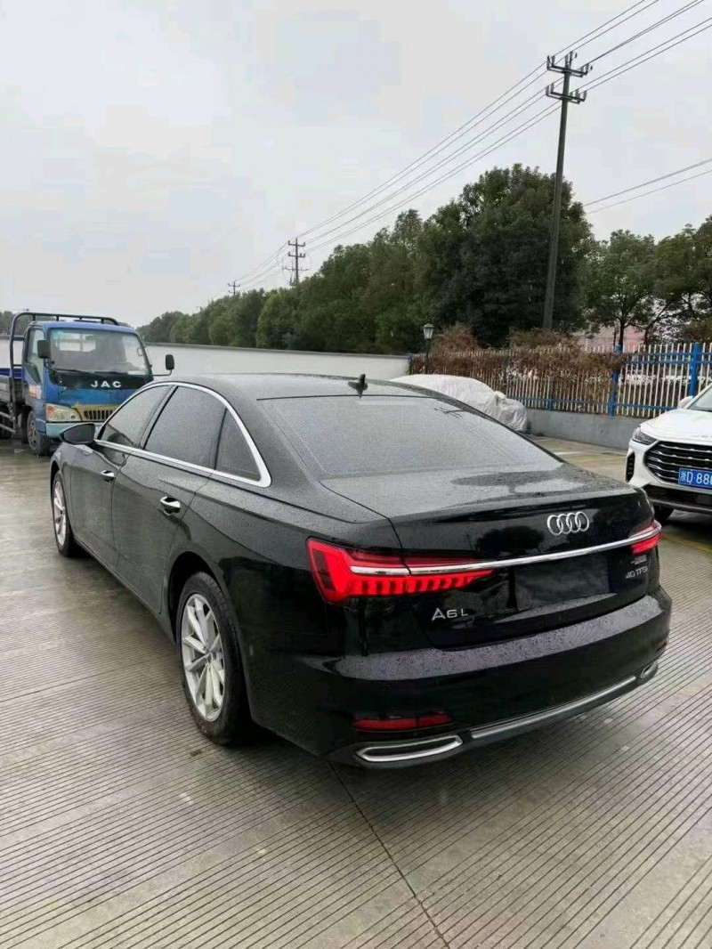 嘉兴19年奥迪A6L4