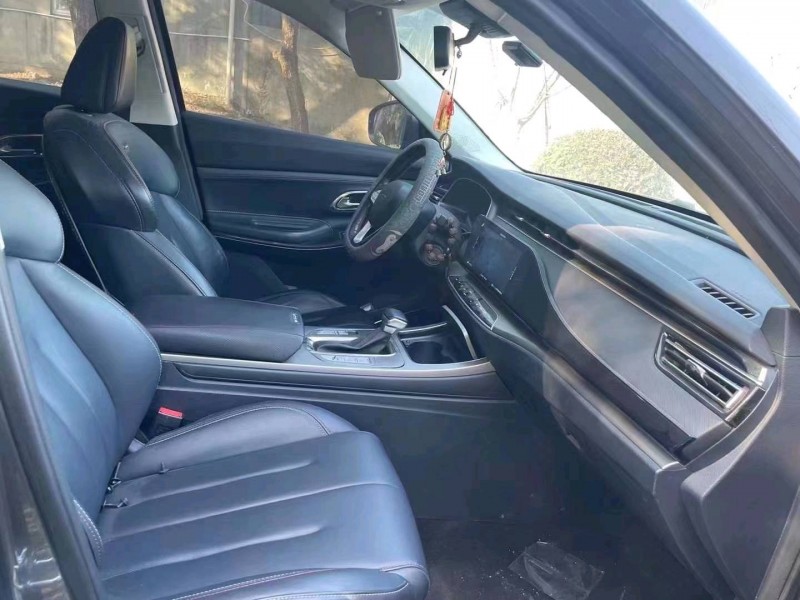 嘉兴20年长安汽车欧尚9