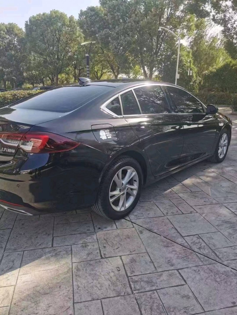 徐州22年别克君威6