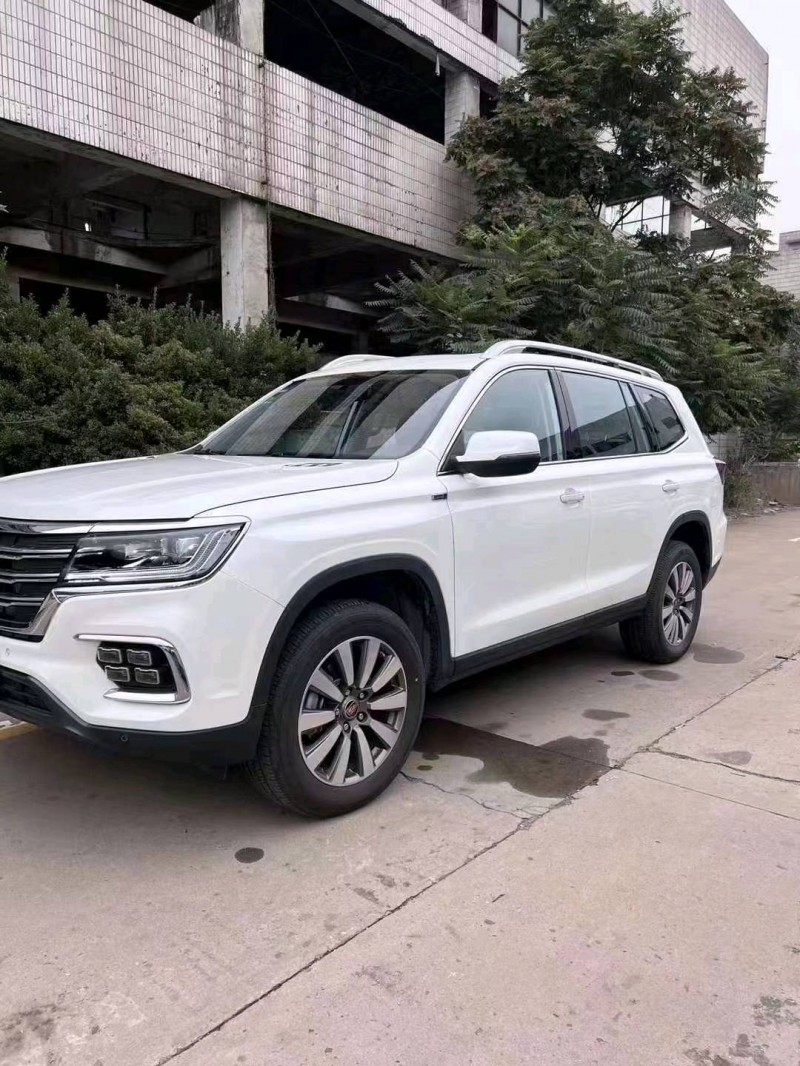 邯郸23年荣威RX82