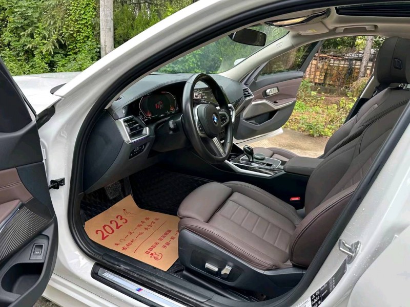 徐州21年宝马3系4