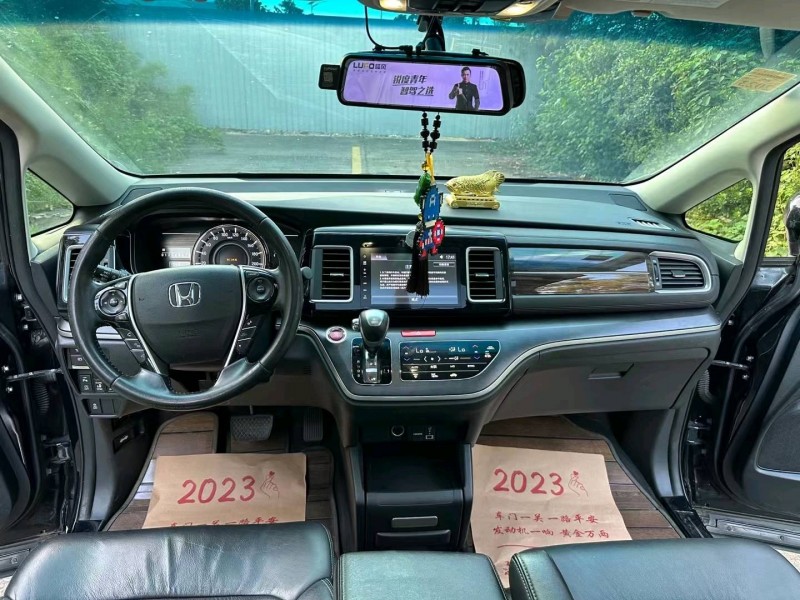 徐州17年本田艾力绅5