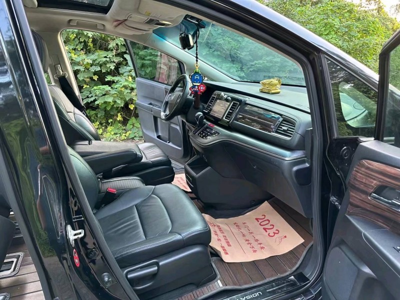 徐州17年本田艾力绅6