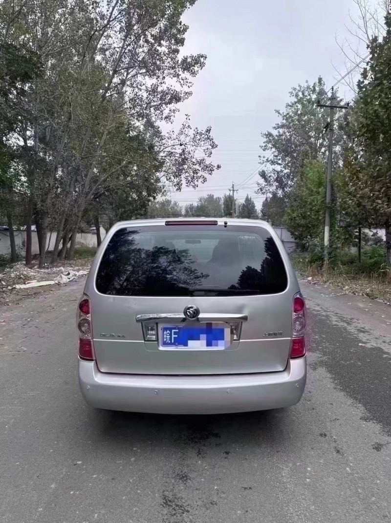 菏泽13年别克GL89