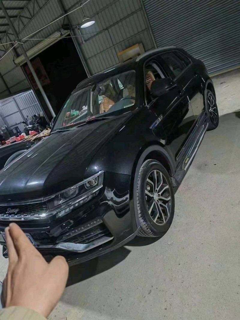 珠海17年众泰大迈X72
